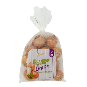Organic brown onions NZ grown in Southland, freshly harvested with natural skin and earthy texture