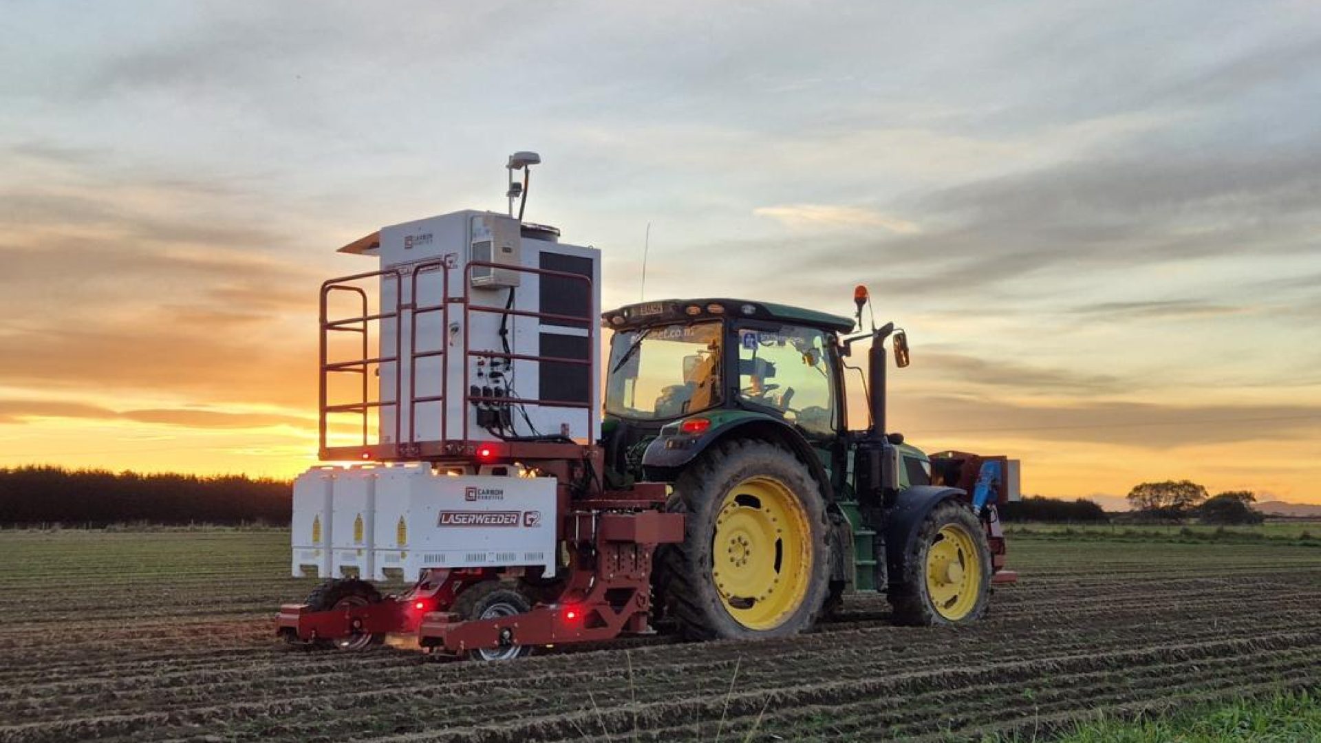G2-200 Laser Weeder using AI-powered lasers to remove weeds in a Southland paddock.